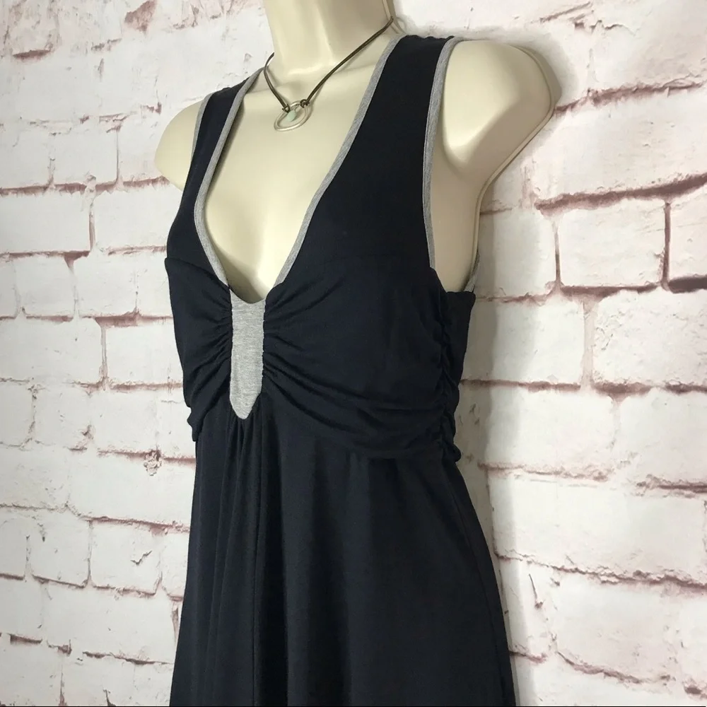 MOD-O-DOC  asymmetrical sleeveless tunic top black & grey Size SMALL - Picture 10 of 15